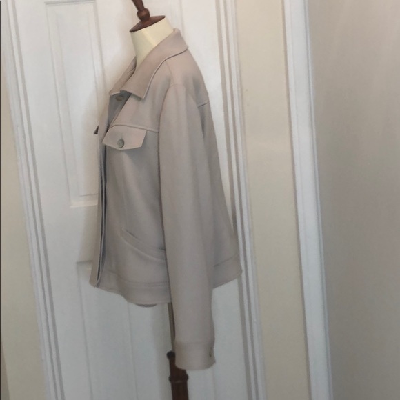 Lafayette 148 New York beige pearl button jacket - Picture 4 of 8